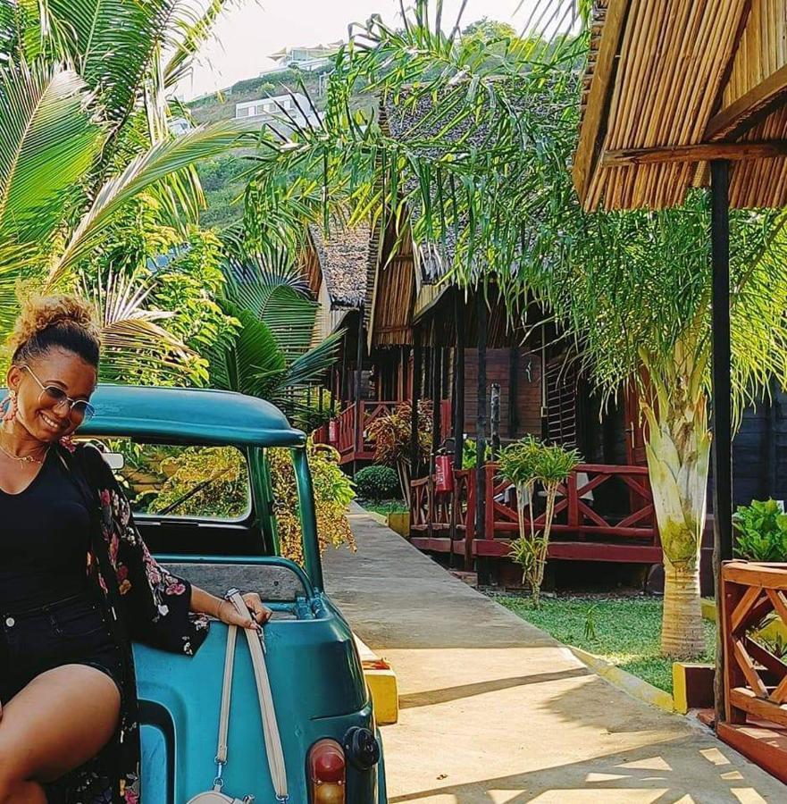 Bungalows Des Tropiques นูซีเบ ภายนอก รูปภาพ